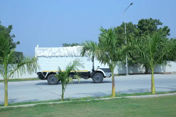 Two-wheeler shifting services